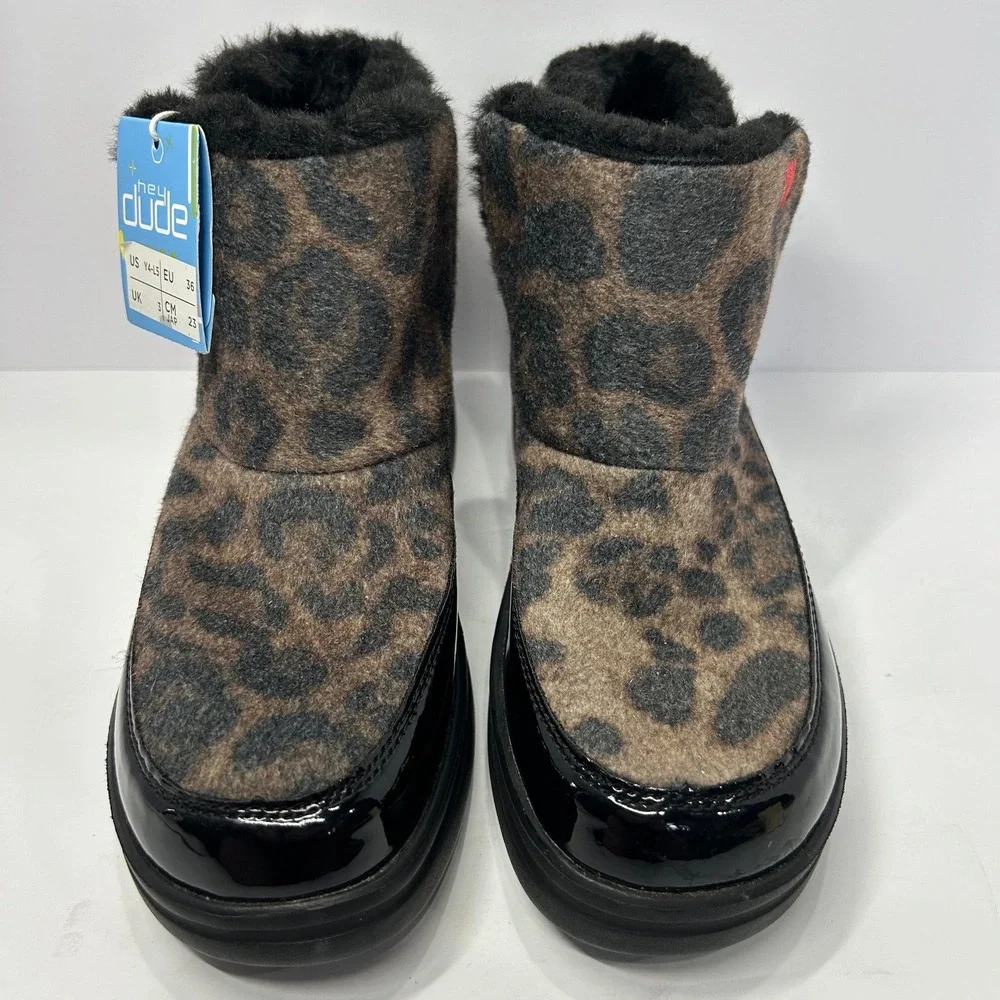 Hey Dude Youth Leopard Black Faux Fur Boots Kids Size 4 Brand New With Tags